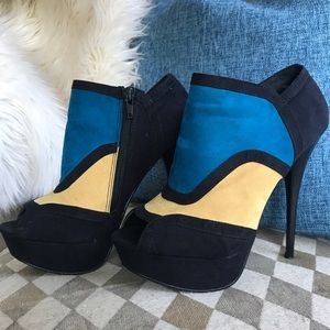 Teal and black high heel booties size 7.5